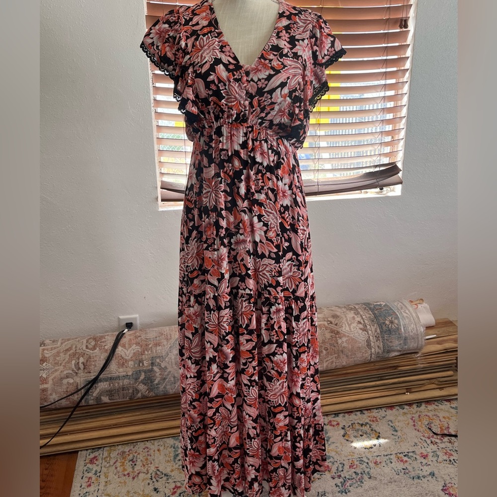 Pretty Maxi Dress. - image 1